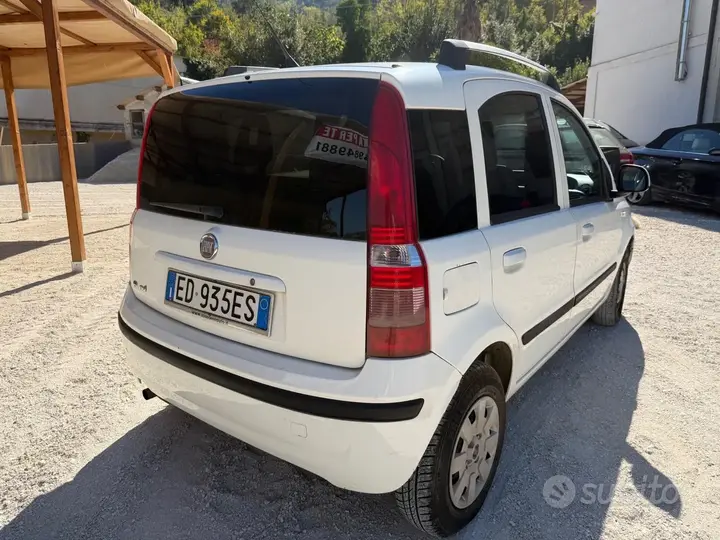 Fiat Panda 2010 photo 3