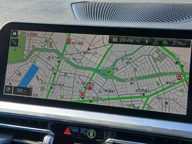 BMW 3 Series 2019 photo 4