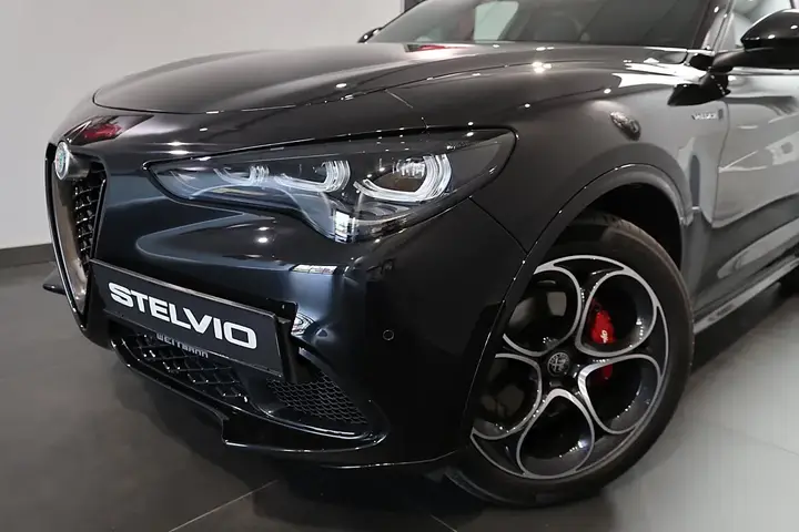 Alfa Romeo Stelvio 2026 photo 2