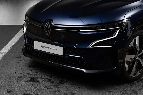 Renault Megane E-Tech 2023 photo 2