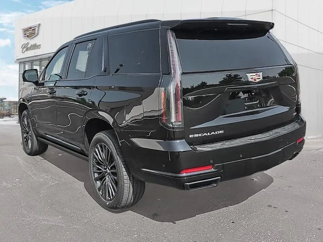 Cadillac Escalade 2026 photo 3