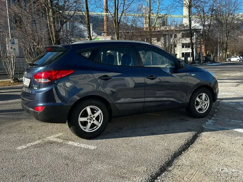 Hyundai Ix35 2011 photo 2