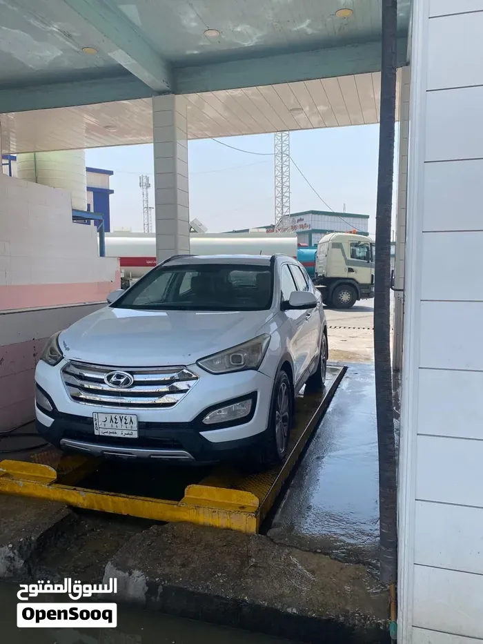 Hyundai Santa Fe 2015 photo 2