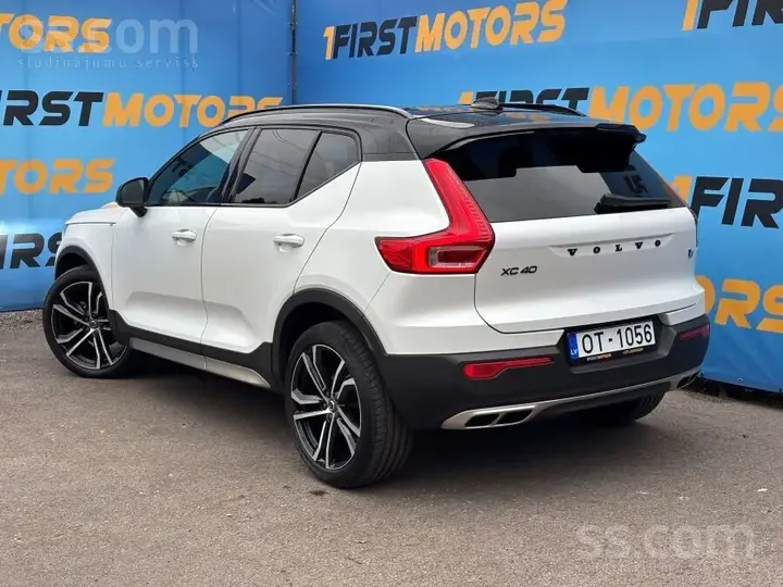 Volvo Xc40 2021 photo 2