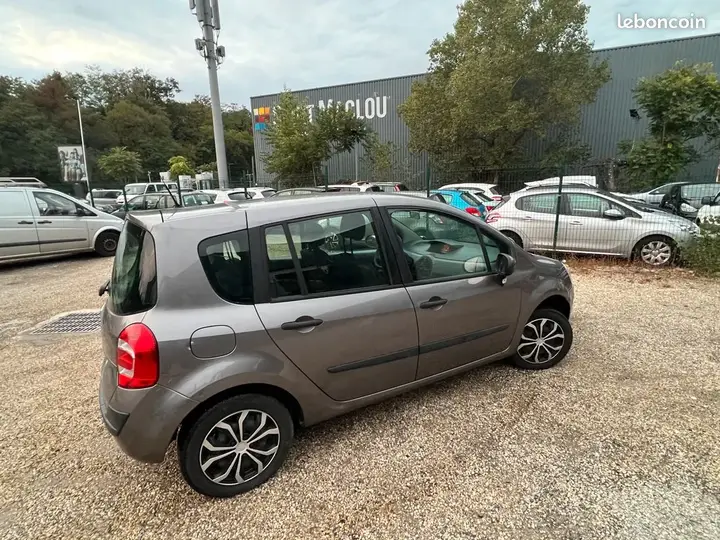 Renault Grand Modus 2012 photo 2