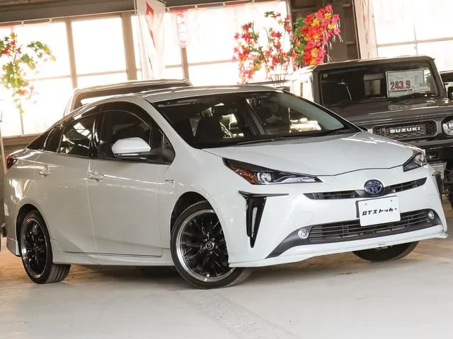 Toyota Prius 2019 photo 3