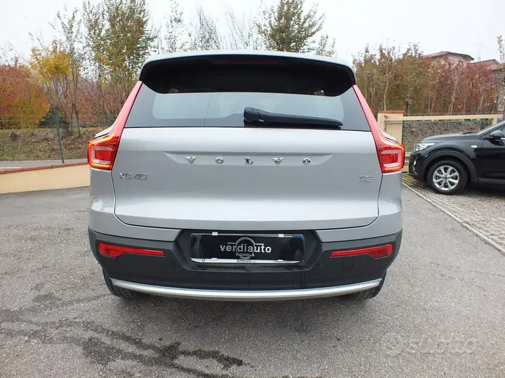 Volvo Xc40 2024 photo 5