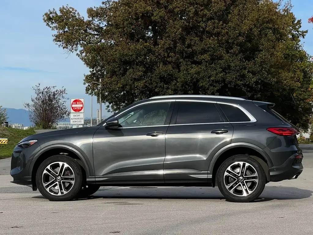 Audi Q5 2025 photo 4