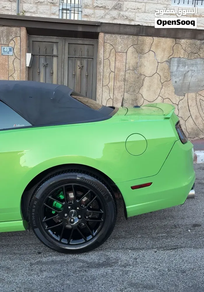 Ford Mustang 2014 photo 2