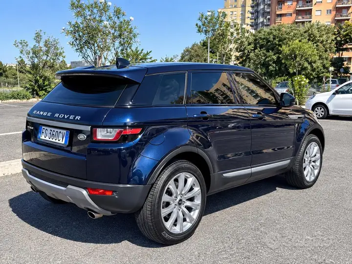 Land Rover Evoque 2018 photo 2