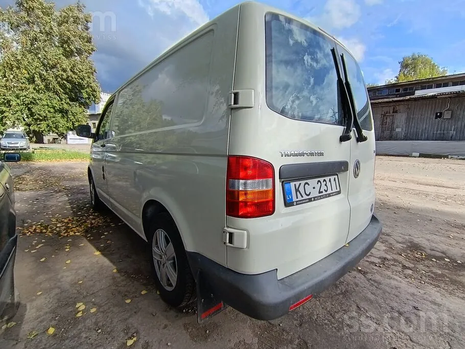 Volkswagen Transporter 2007 photo 2