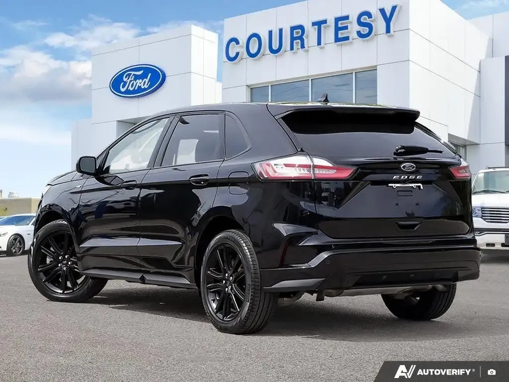 Ford Edge 2022 photo 4