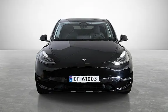 Tesla Model Y 2023 photo 3