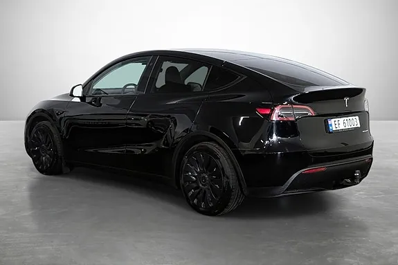 Tesla Model Y 2023 photo 5