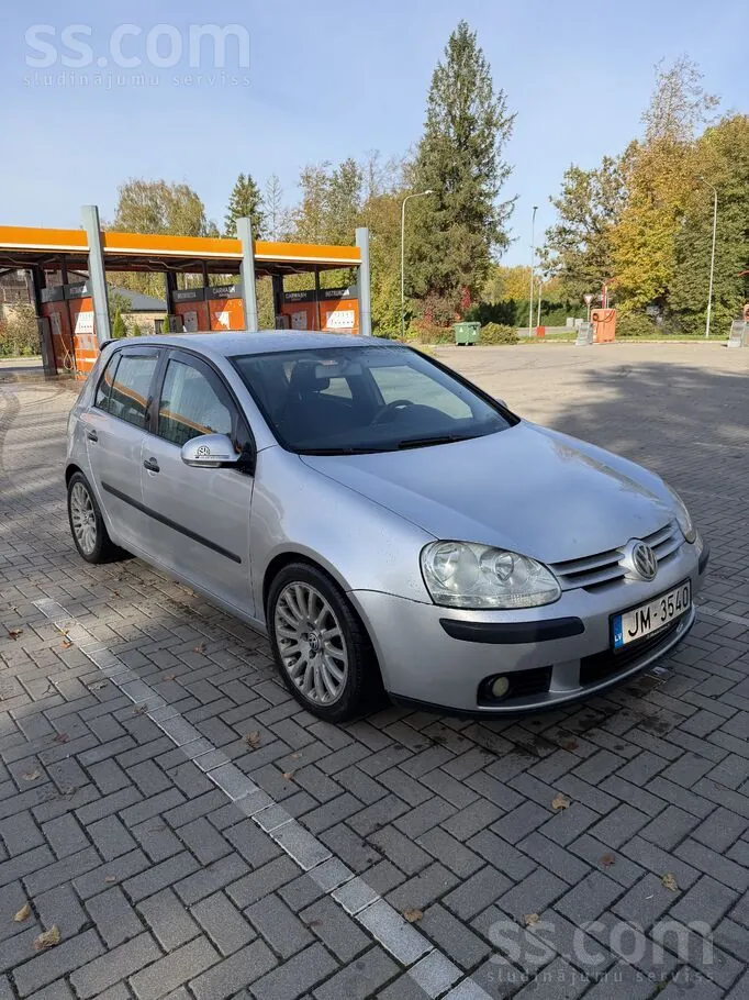 Volkswagen Golf 2004 photo 2