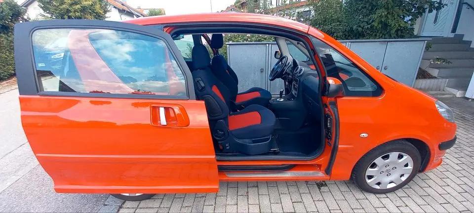 Peugeot 1007