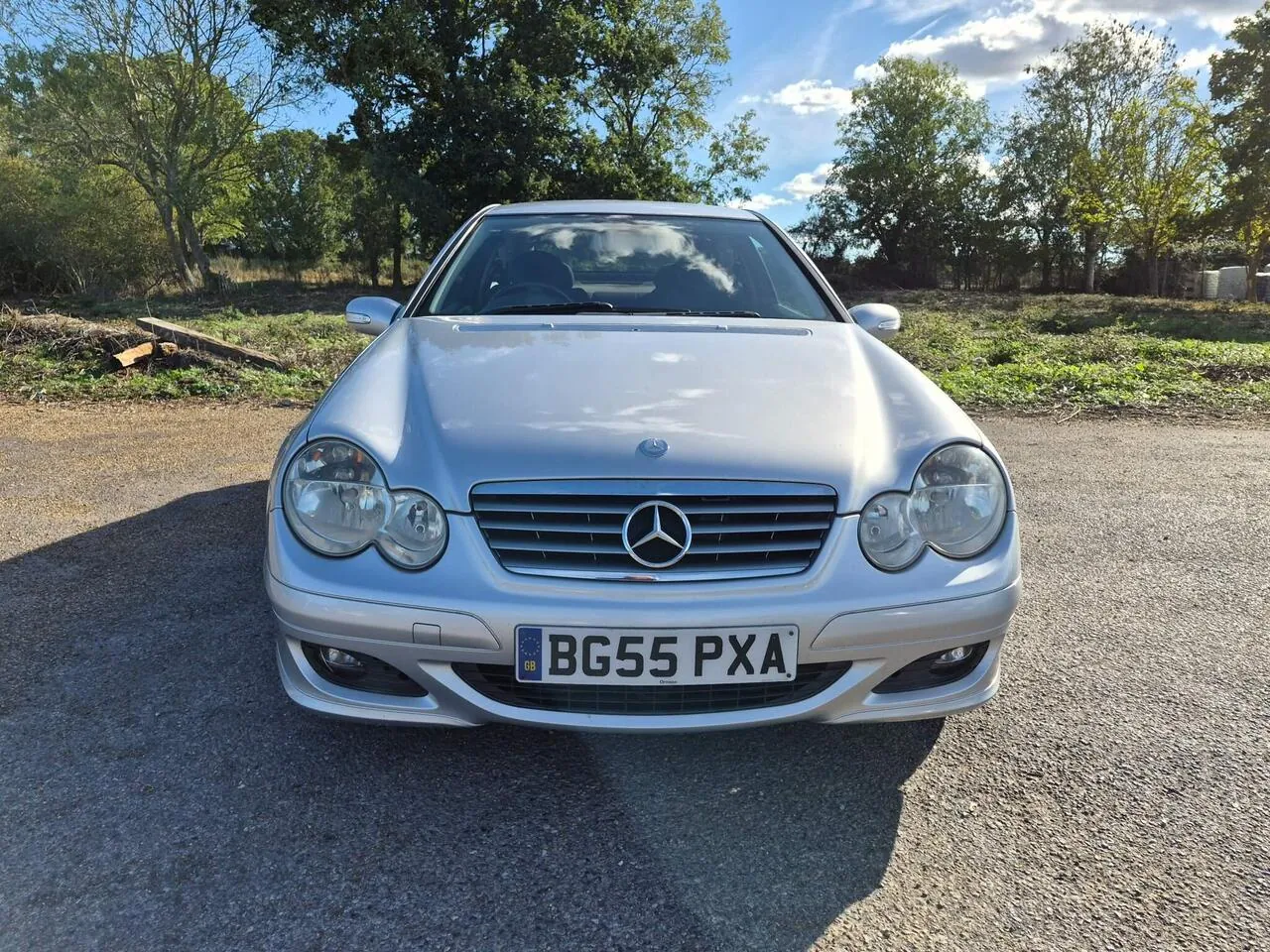 Mercedes-Benz C-Class 2005 photo 2