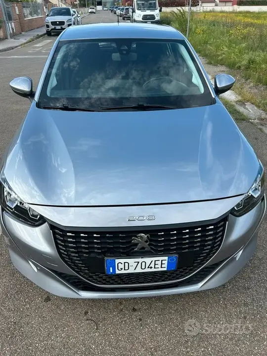 Peugeot 208 2020 photo 5