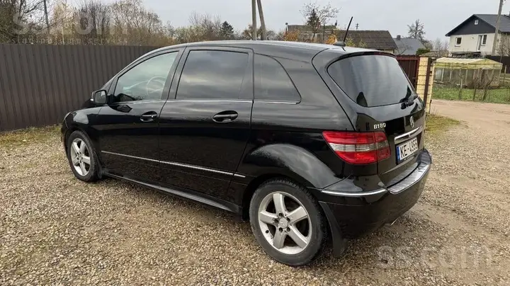 Mercedes-Benz B180 2008 photo 3