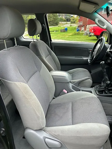 Toyota Hilux 2011 photo 4