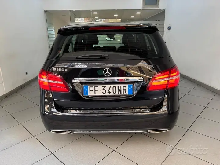 Mercedes-Benz B 2016 photo 5
