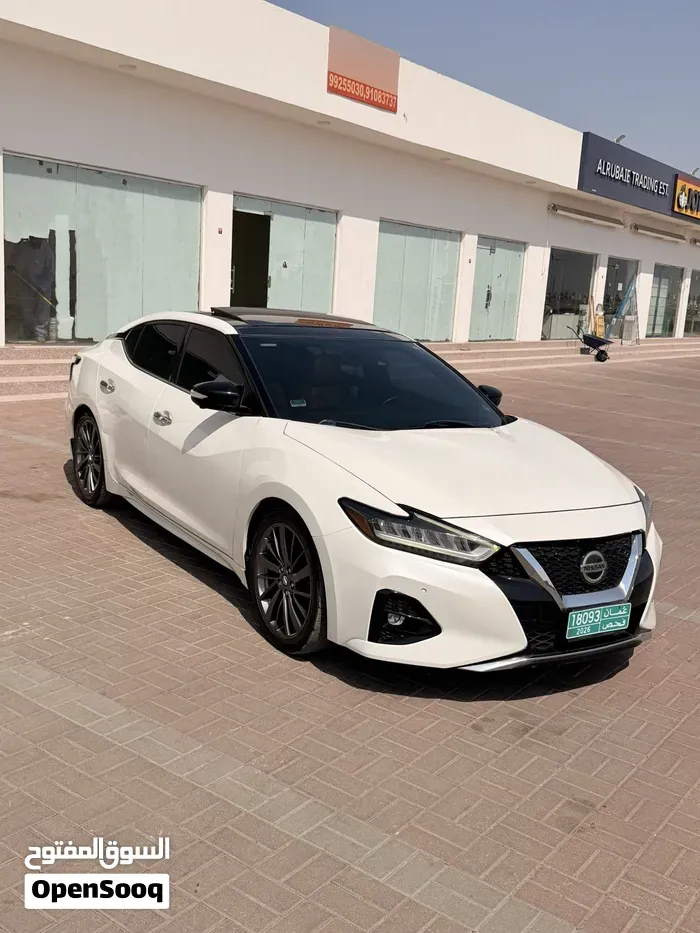 Nissan Maxima