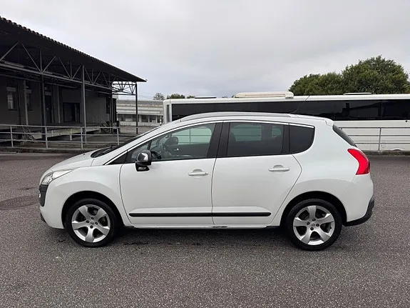 Peugeot 3008 2010 photo 5