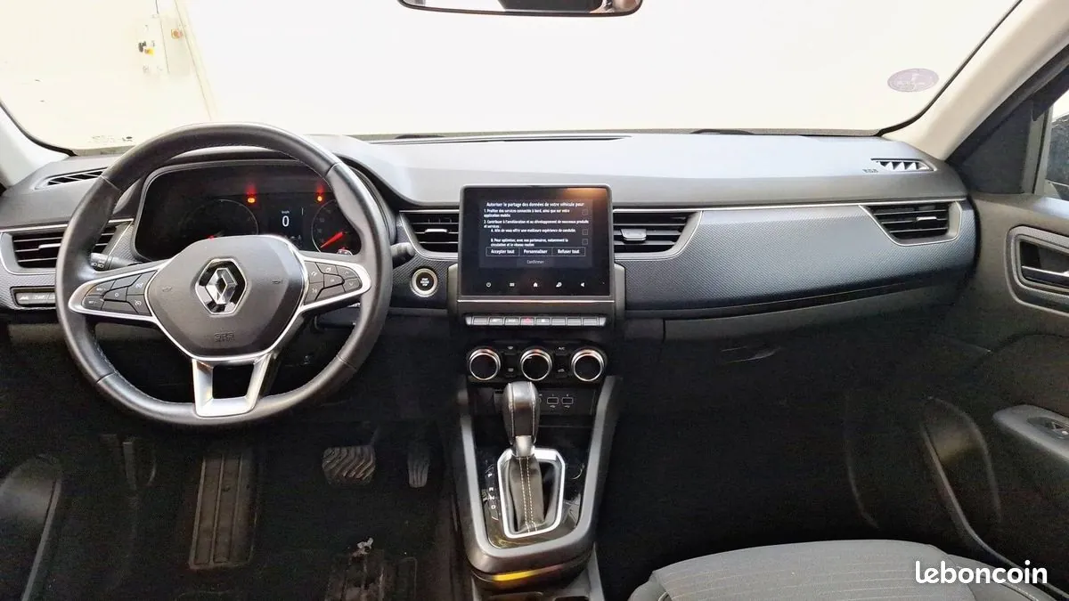 Renault Arkana 2023 photo 3