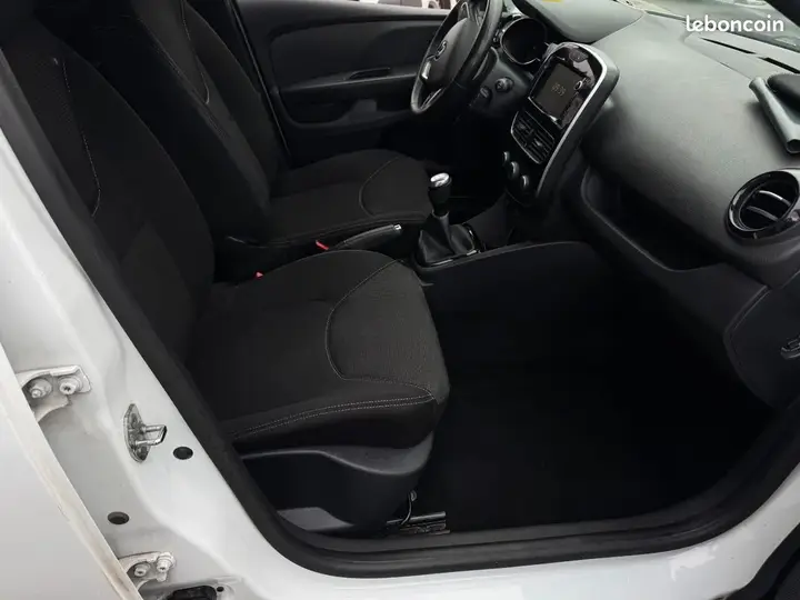 Renault Clio 2019 photo 5