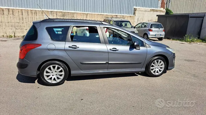 Peugeot 308 2009 photo 5