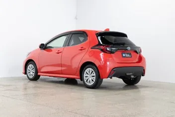 Toyota Yaris 2020 photo 3