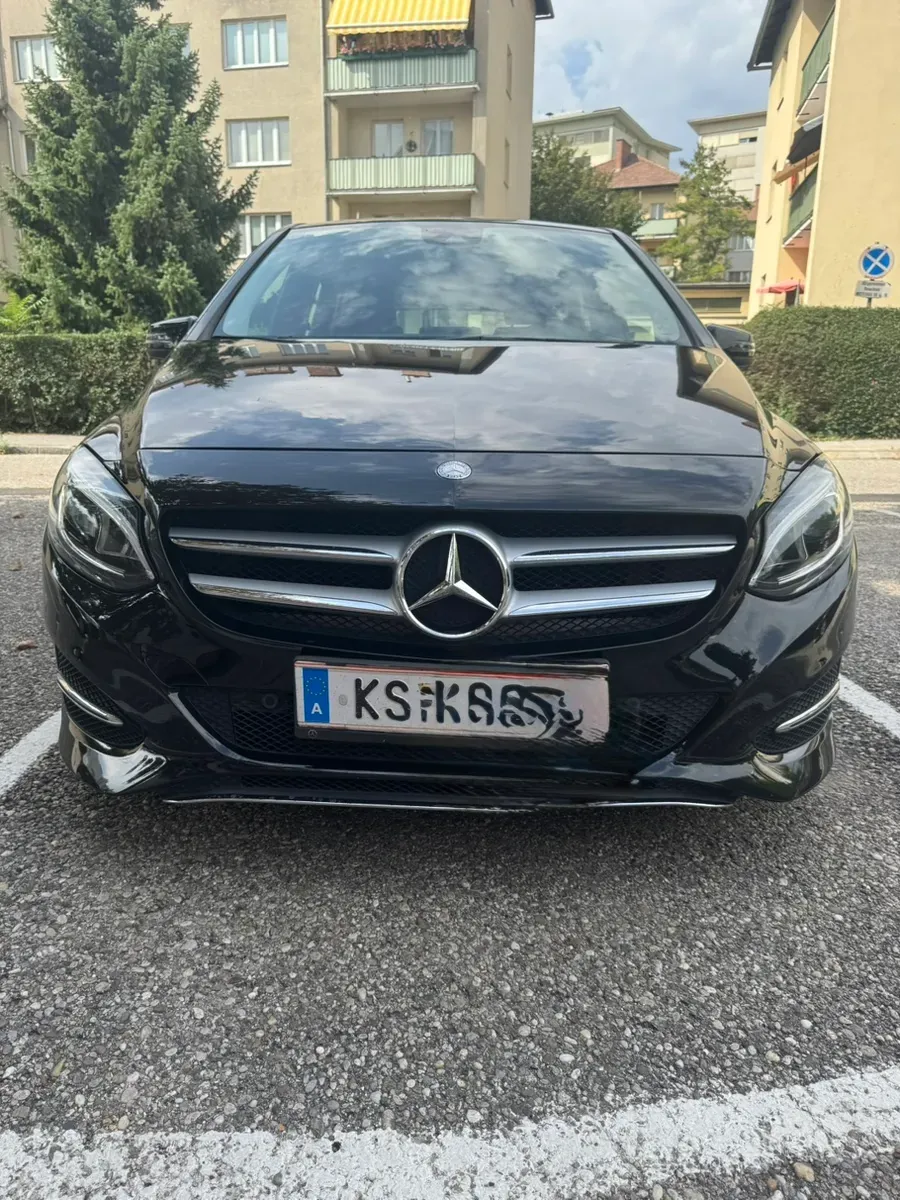 Mercedes-Benz B-Class 2017 photo 2