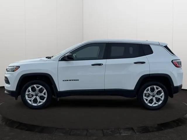 Jeep Compass 2026 photo 2