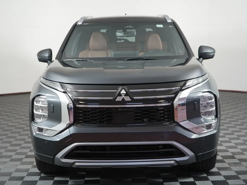 Mitsubishi Outlander 2025 photo 3
