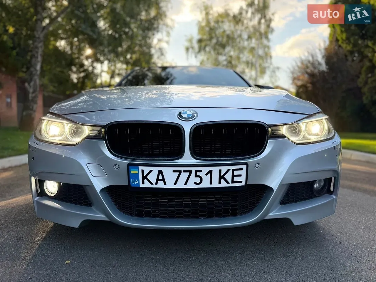 BMW 3 Series 2013 photo 2