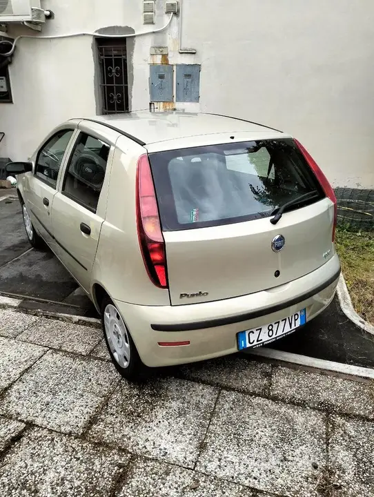 Fiat Punto 2006 photo 3