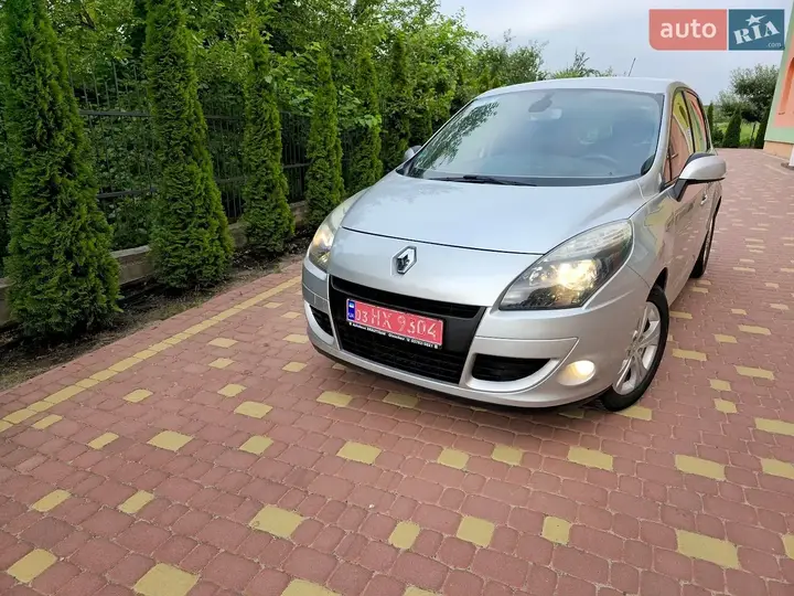 Renault Scenic 2010 photo 3