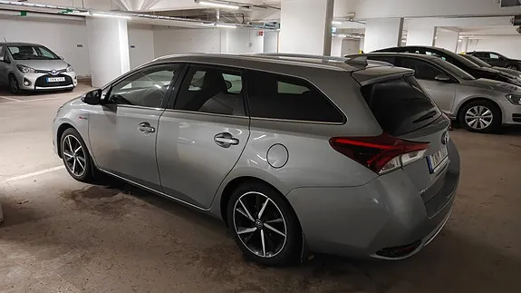 Toyota Auris 2018 photo 3