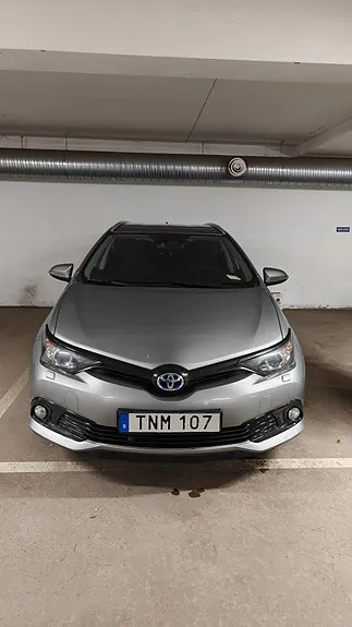 Toyota Auris 2018 photo 2