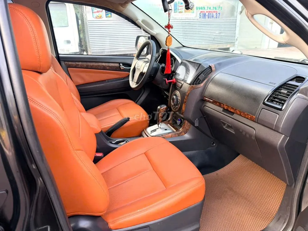 Isuzu Mu-X 2017 photo 4