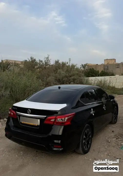 Nissan Sentra 2018 photo 2
