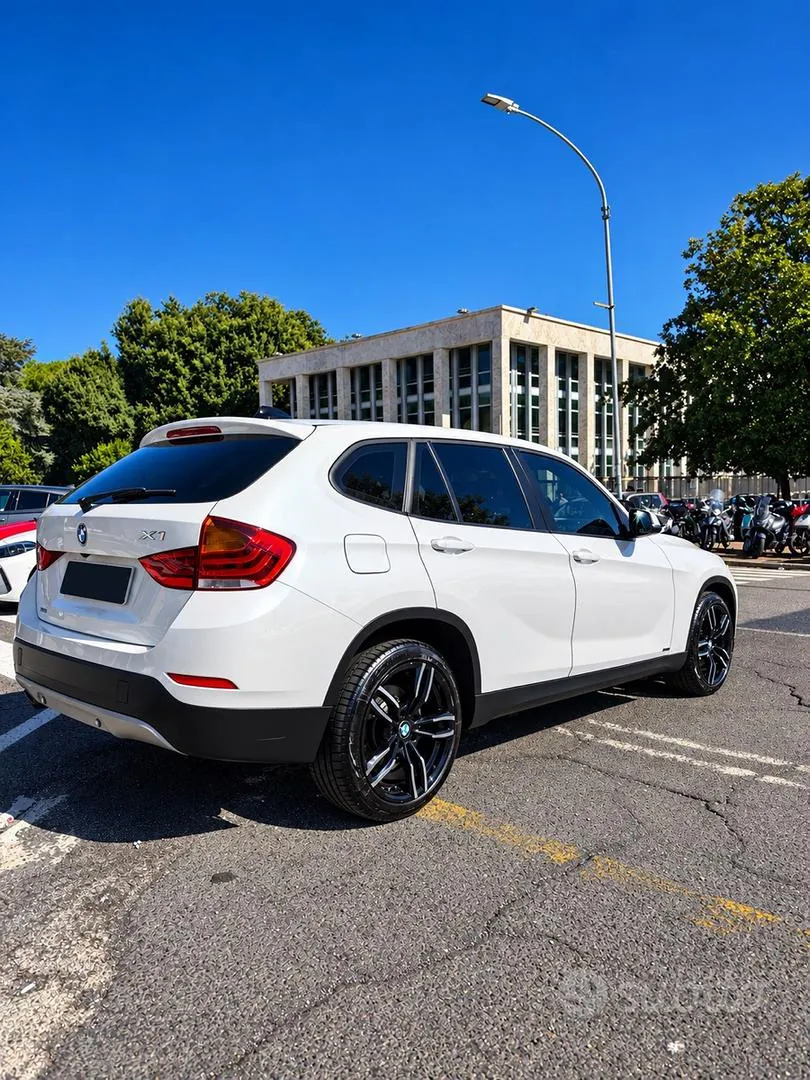 BMW X1 2014 photo 4