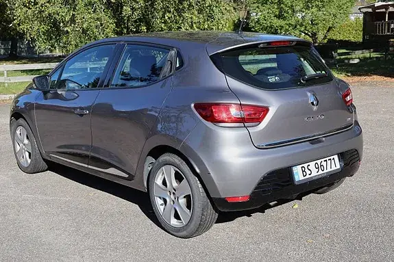 Renault Clio 2014 photo 2