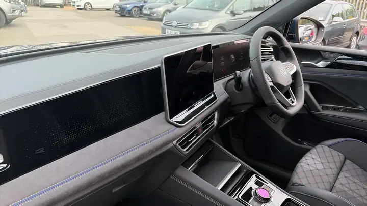 Volkswagen Tiguan 2026 photo 2