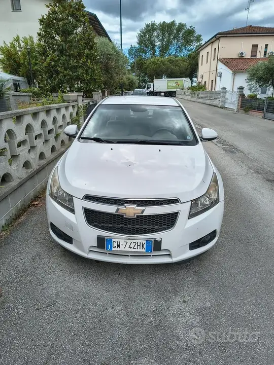 Chevrolet Cruze 2010 photo 3