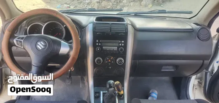 Suzuki Grand Vitara 2006 photo 2