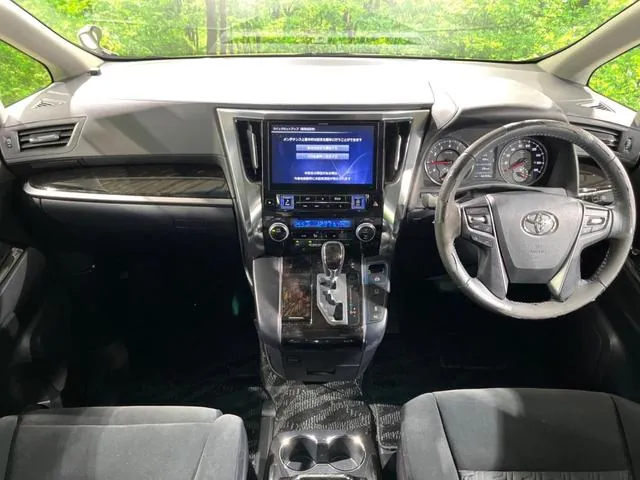 Toyota Alfaord 2015 photo 2