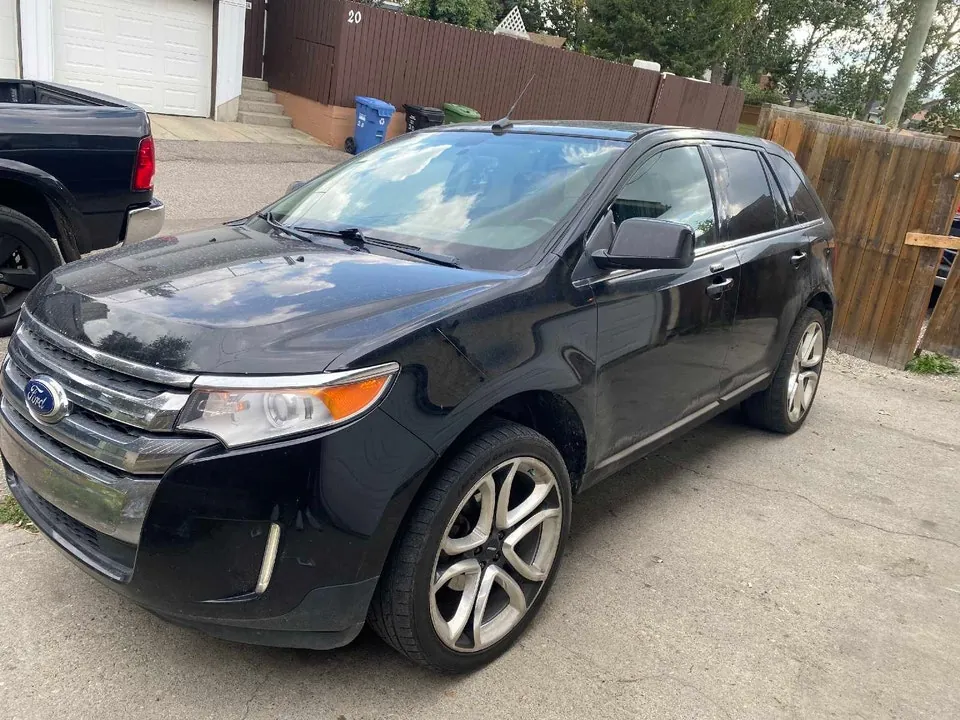 Ford Edge 2011 photo 2
