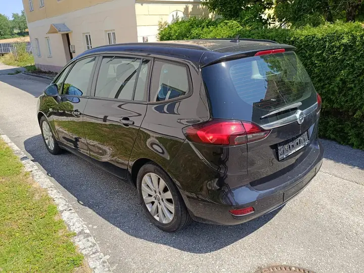 Opel Zafira Tourer 2015 photo 3