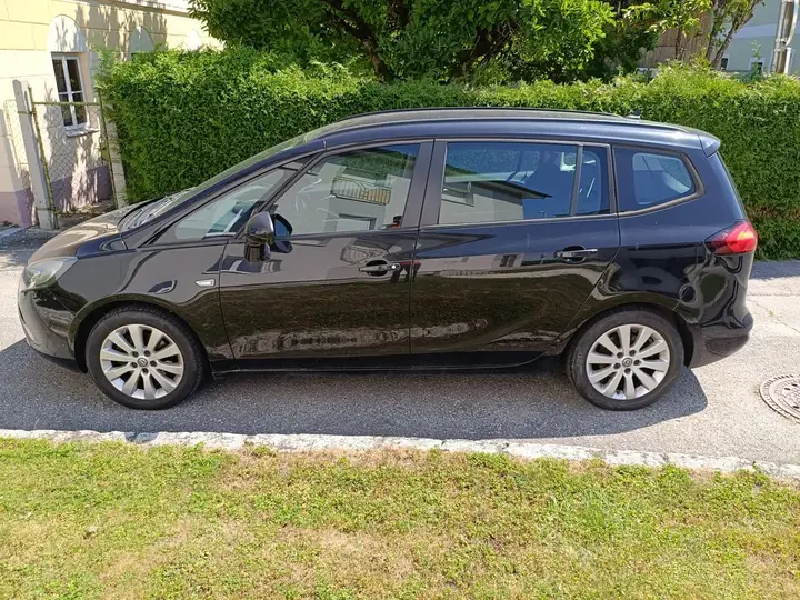 Opel Zafira Tourer 2015 photo 2